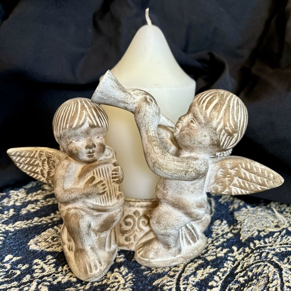 Partylite Serenade pillar candle holder